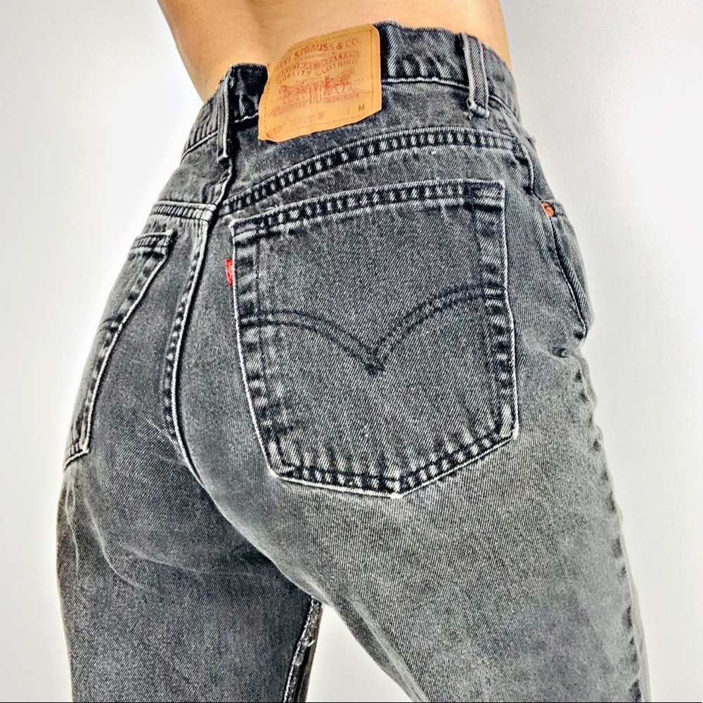 Vintage Levi’s 550 Grey High Waisted Mom Jeans 27